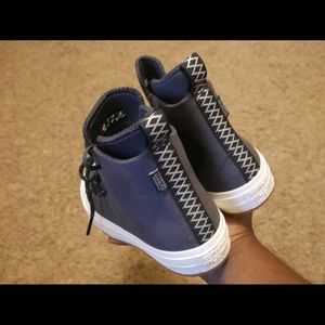 Converse Chuck Taylor’s